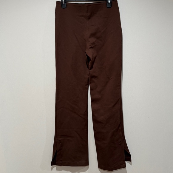 NWT Abercrombie & Fitch Ponte Knit Split-Hem Flare Pant Medium M Brown Pull On - Picture 6 of 9